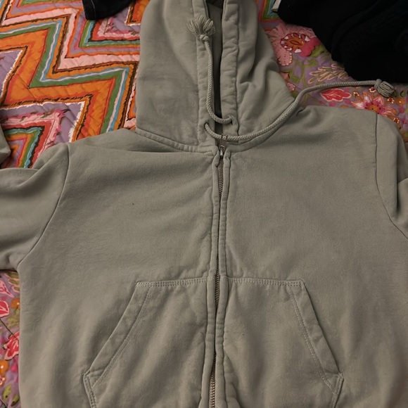 Brandy melville cropped sage green jacket - Picture 3 of 5